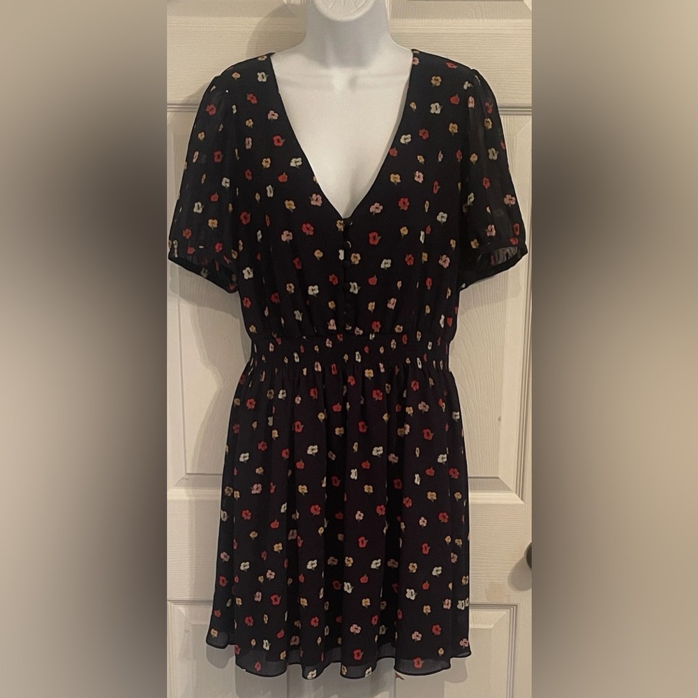 Madewell - Floral V-Neck Dress. Lightly worn.